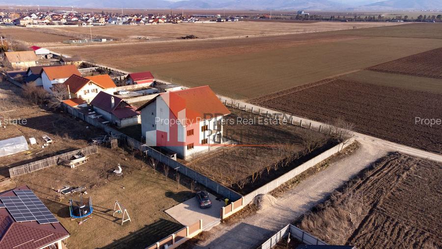 Casa cu teren 1500 mp in Harman - 15