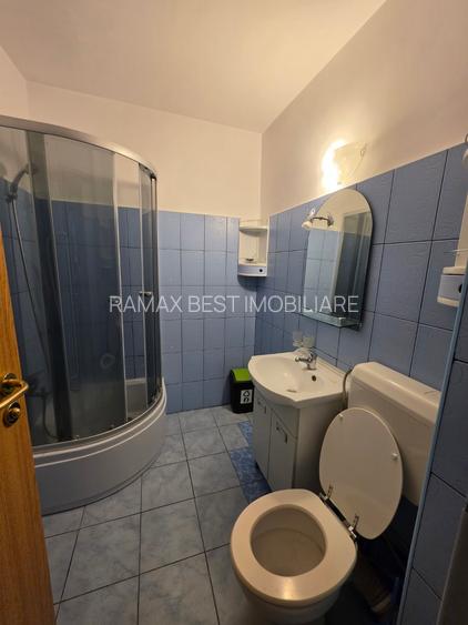 Campia Libertatii intersectie Basarabia, parcul Petrascu,10 minute metrou Muncii - 15