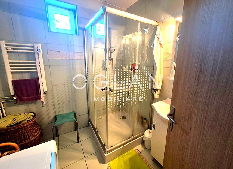 Mansarda pe un singur nivel 67 mpu, strada Siretului - 9