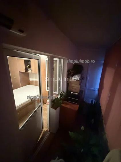 2 Camere Decomandat Centrala Proprie Loc de Parcare Piata Resita - 4