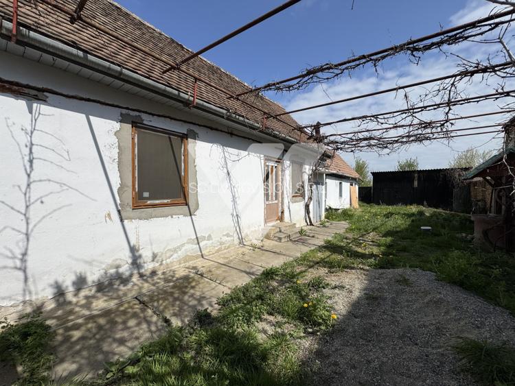 Casa individuala 2 camere cu teren 1400 mp in Cristian Sibiu - 2