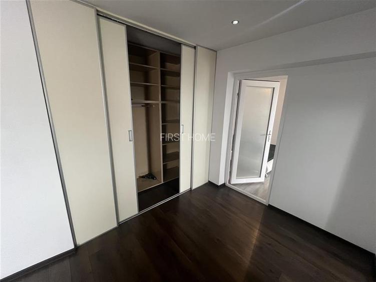 Apartament 2 camere, etaj 8, lift nou, zona Piata Unirii- scoala 9 - 12