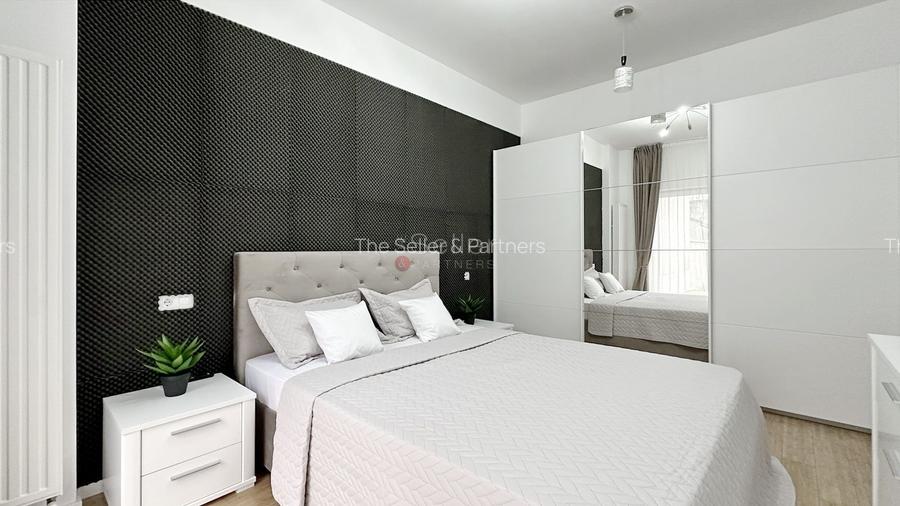 Zona Linistita Terasa Suprafata Generoasa - 3