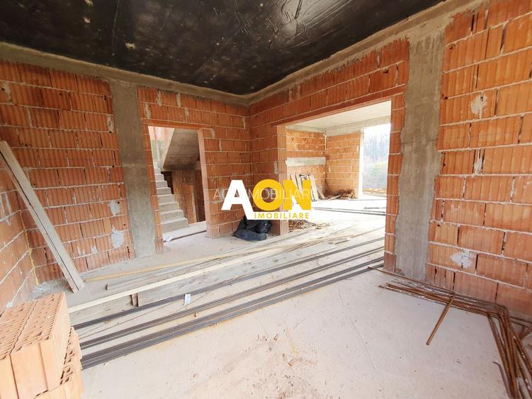Casa la rosu, D+P+1E, 1433 mp teren, Valea Popii - 11