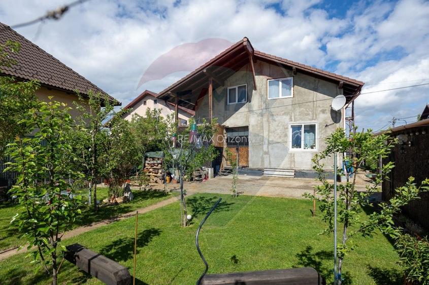 Casa individuala de vanzare in Cristian – teren 600 mp, S+P+M - 2