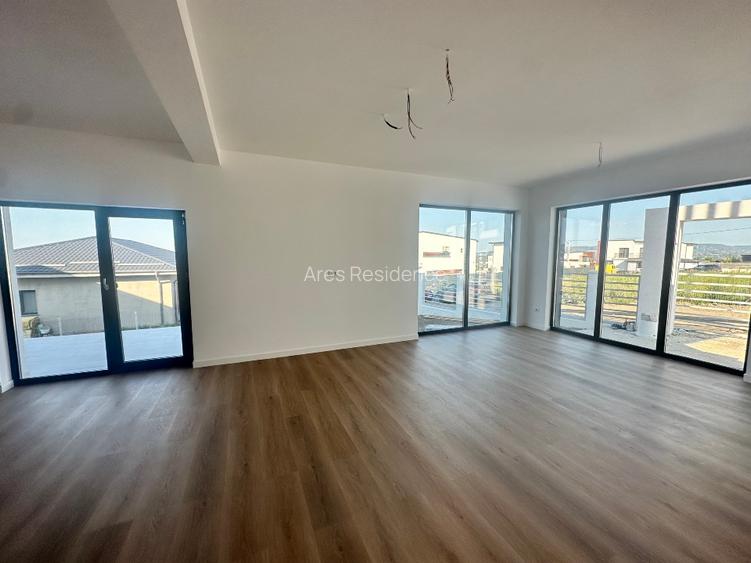 Casa cu Design Deosebit - MALL  MOLDOVA - 6