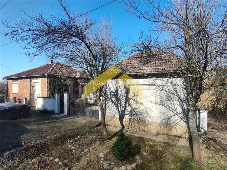 Casa 5 camere de vanzare localitatea Capruta - 11