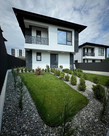 Casa Individuala de lux la cheie cu 4 camere in Bucium - 2