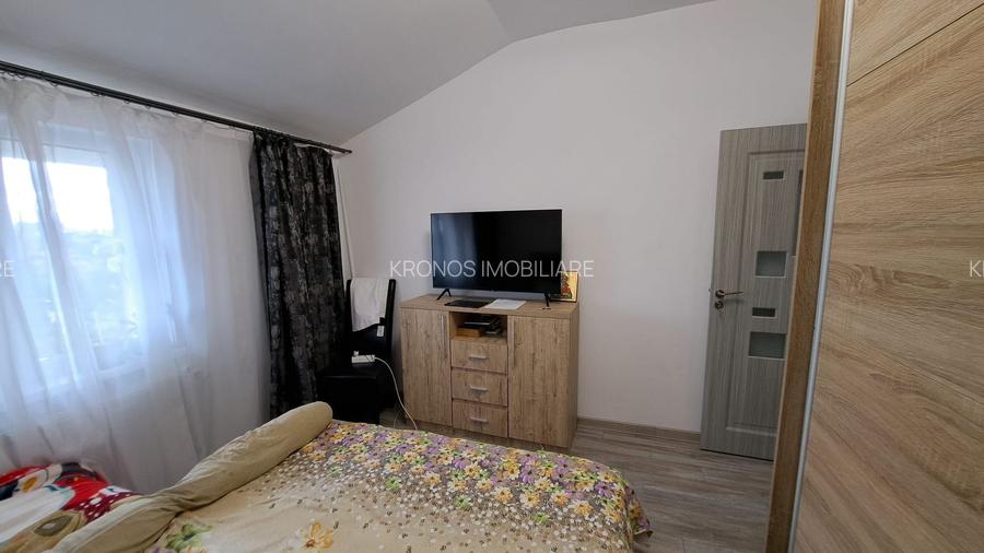 Km 5 Apartament 2 camere decomandat, la Mansarda 48 mp.incalzire pe gaze, liber - 5