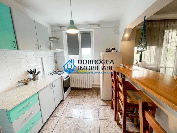 Ultracentral, 2 camere, mobilat-utilat, centrala termica, vedere spre Dunare - 4