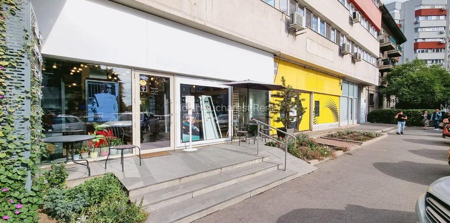 Spatiu comercial stradal 59 mp - 2