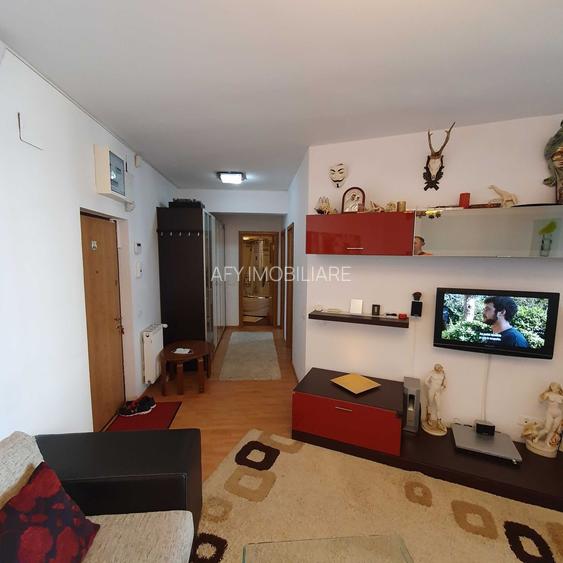 De inchiriat apartament cu 3 camere , Vitan Residence Sector3 - 4