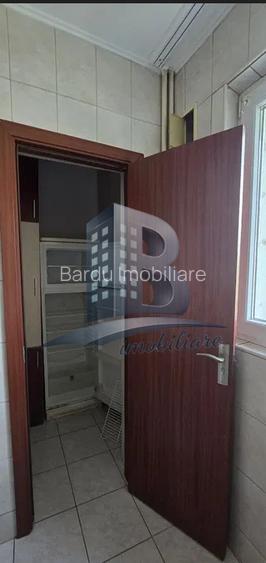 Apartament 2 camere Titan/ Metrou 5  minute/Etaj Intermediar - 6
