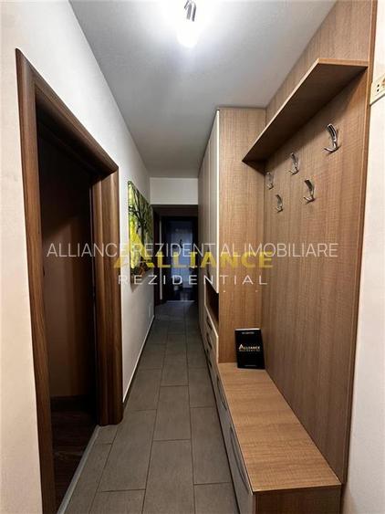 Apartament 3  camere decomandat Brown Metalurgiei - 13