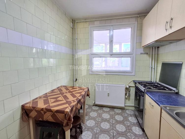 Apartament 3 camere decomandat | Locație excelentă | Bd. Chișinău 21 - 16
