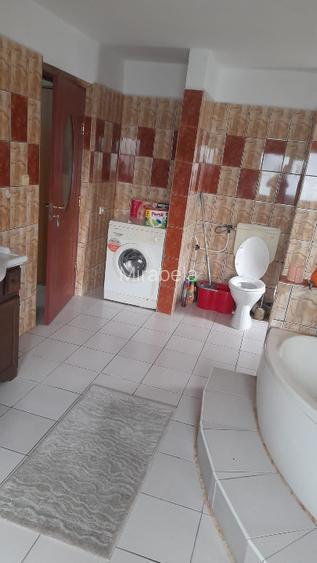 Apartament 3 camere 70 mp etaj 1, decomandat, Rovinari - 13