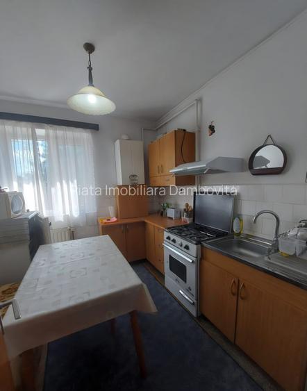 Apartament 3 Camere spațios, bucătărie mare, 65 mp, Etaj 2 – Micro 5, Târgoviște - 7