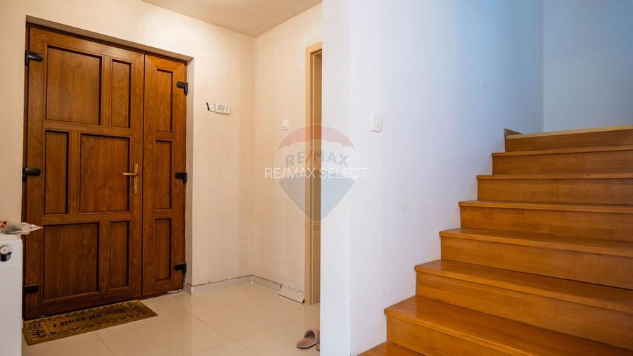 Vanzare vila deosebita cu 4 camere, Branesti - Autostrada Soarelui - 5