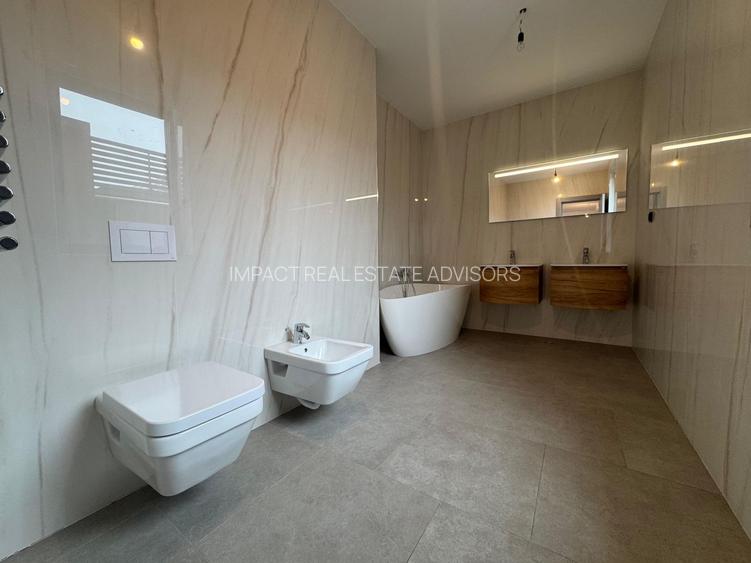 3 camere PREMIUM| 99.7 MP + 9.35 MP terasa - 16