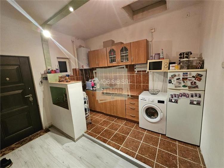 Apartament 2 camere zona centrala 59 mp - 27