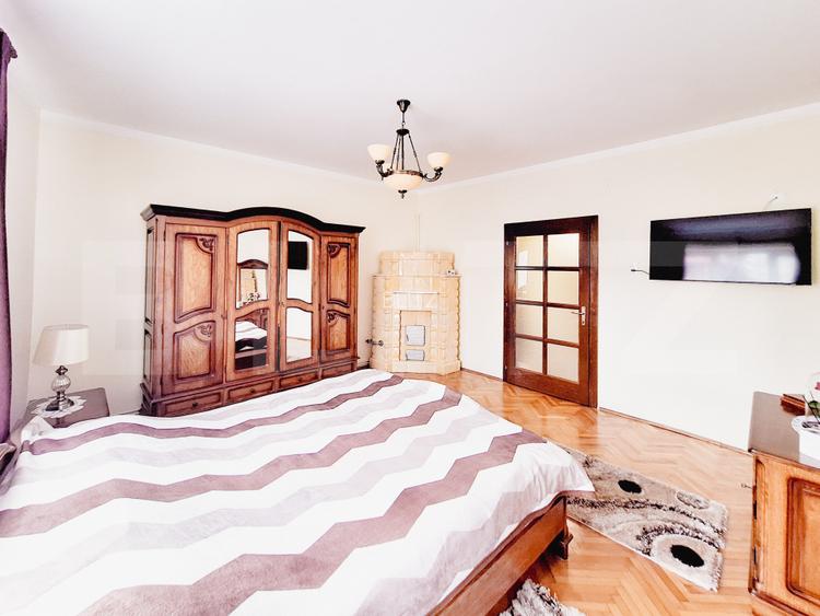 Casa cocheta in zona centrala cu potential si functionalitate excelenta - 3