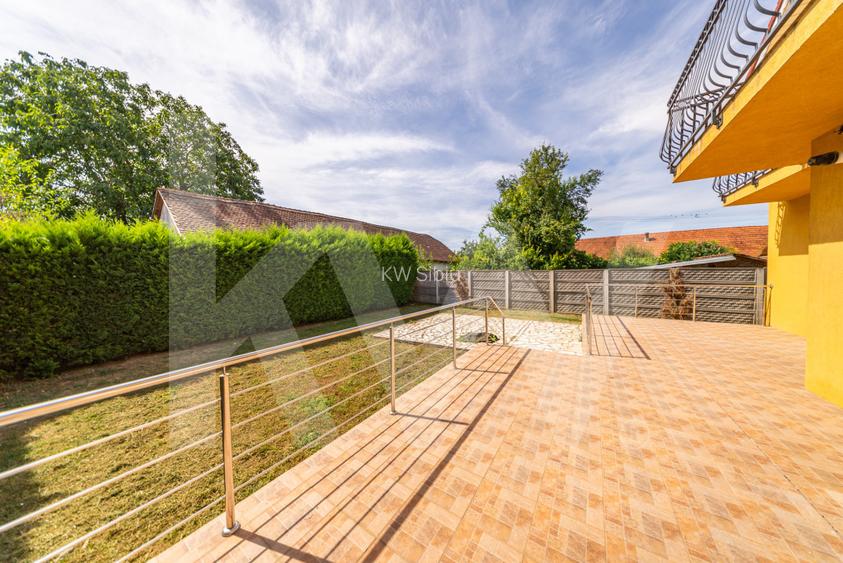Vila cu 5 dormitoare si gradina generoasa, perfecta pentru familia ta! - 52