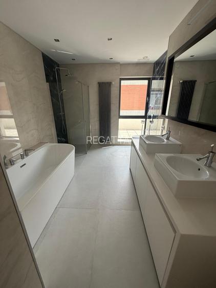 Penthouse 4 rooms for rent - 16
