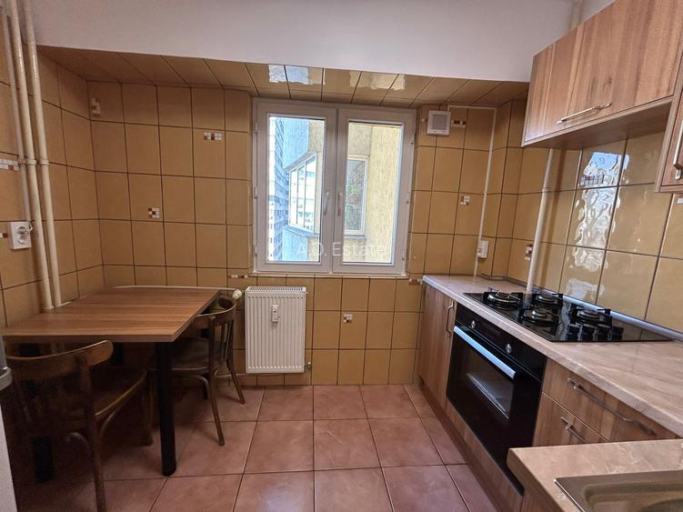 Garsoniera Mega Mall 43 Mp Etaj 4 Bloc 1977 Reabilitat - 9