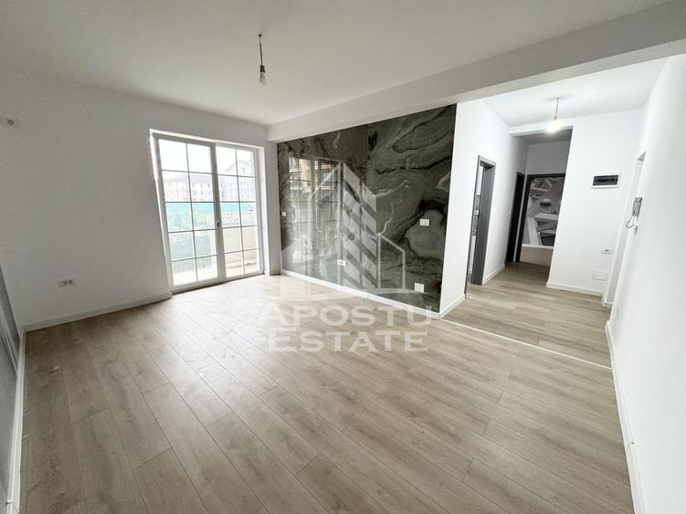 Apartament cu 2 camere decomandat si gradina de 35 mp la asfalt Giroc