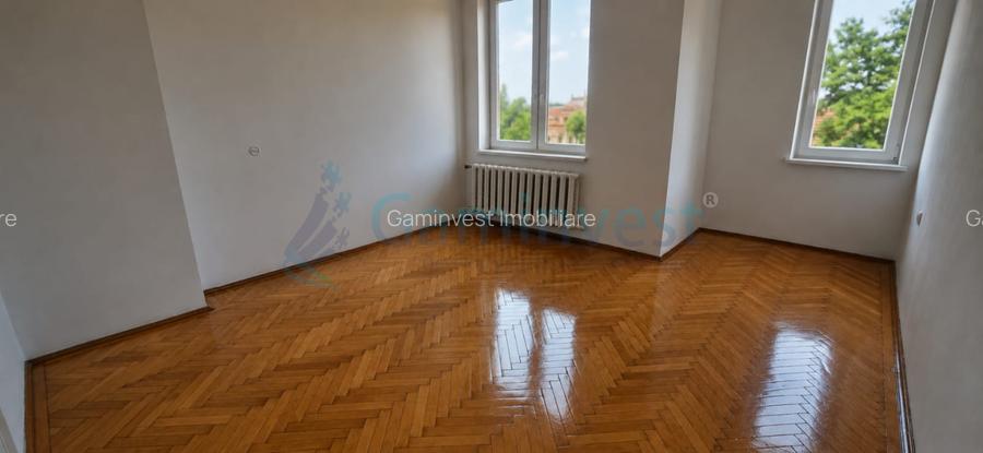 Apartament cu 3 camere de vanzare in Oradea, Zona Republicii - 2