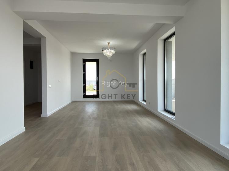 Vila moderna, 140mpu, 400mpt, panouri, baterii, utilitati! Comision 0% - 7