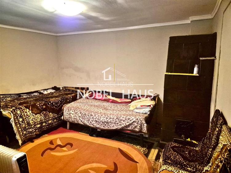 Casa si teren, central Barlad, str Al Sahia - 12