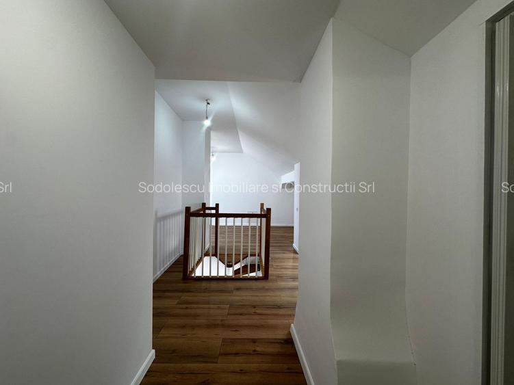 Apartament complet renovat cu scara interioara - 32