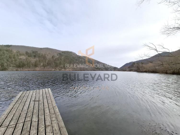 Cabana si teren 1000 mp cu iesire la lac! - 12