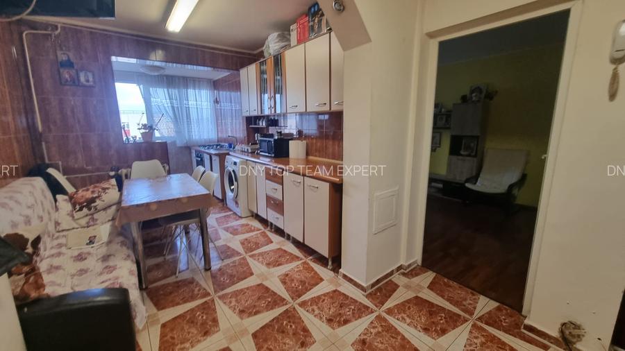 Str. Măriuca – Apartament 3 camere - lângă metrou - 18