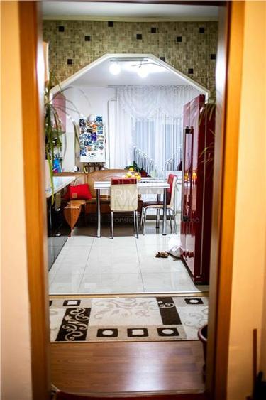 GIROCULUI - 4 cam - 2 bai - 3 debarale - centrala proprie - BOXA CF - ETAJ 3 - 2