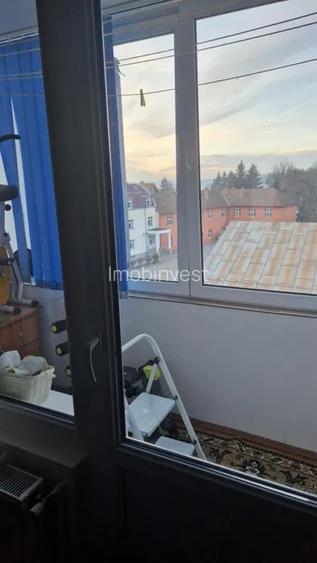 vand in Sang.de Mures,apt. 4 camere, et.4 din 4, - 3