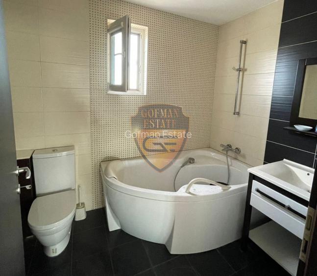 3 Cam, 121 mp, Terasa 144 mp, Universitate, Campus, Bloc 2008 - 3