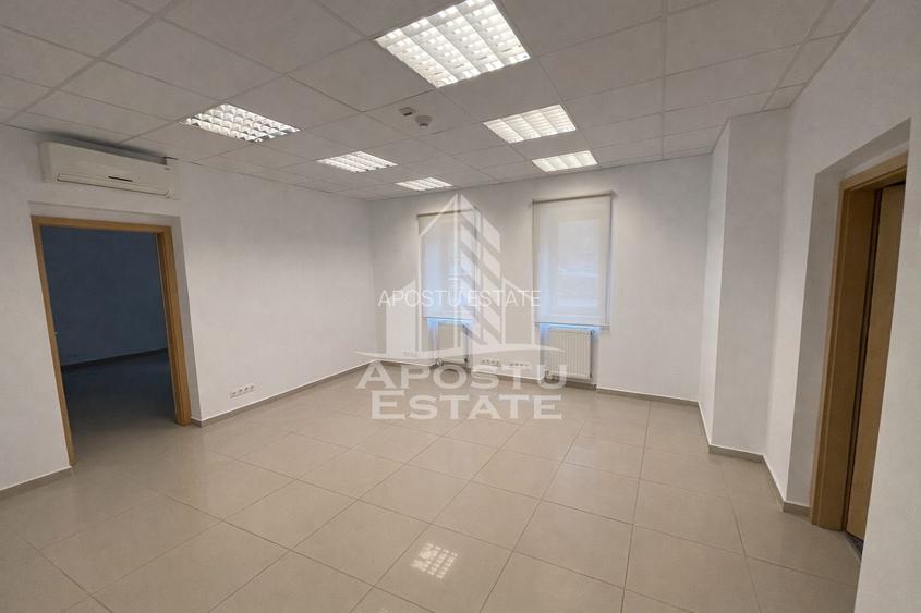 Spatiu pentru birouri de 147 mp, 5 camere, la parter, zona centrala - 4