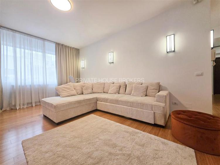 Pipera | Scoala Questfield | Bloc 2012 | Parcare | Gradina - 2