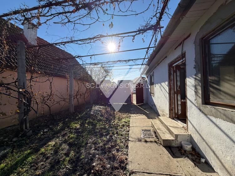 Casa 54 mp in Cristian cu teren de 1400 mp in renovare - 10