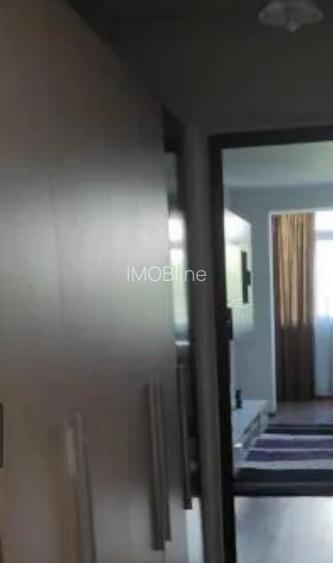 garsonieră zona Far mobilată utilată 39 mp - 2