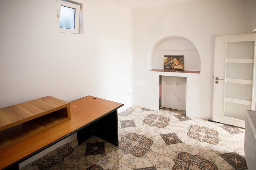 Casa in Oradea - singur in curte pe str.Mestesugarilor - 6