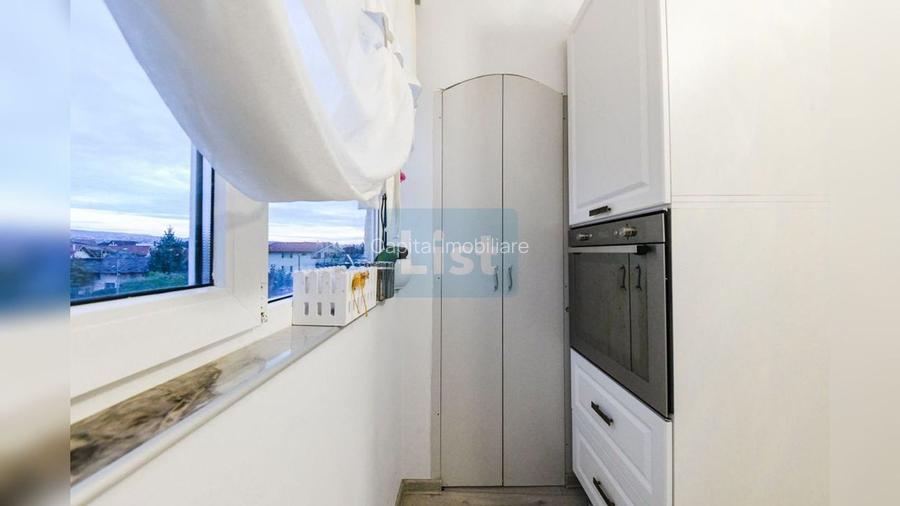 Aparatament 2 camere+ garaj, et intermediar, zona Biblioteca Judeteana - 8