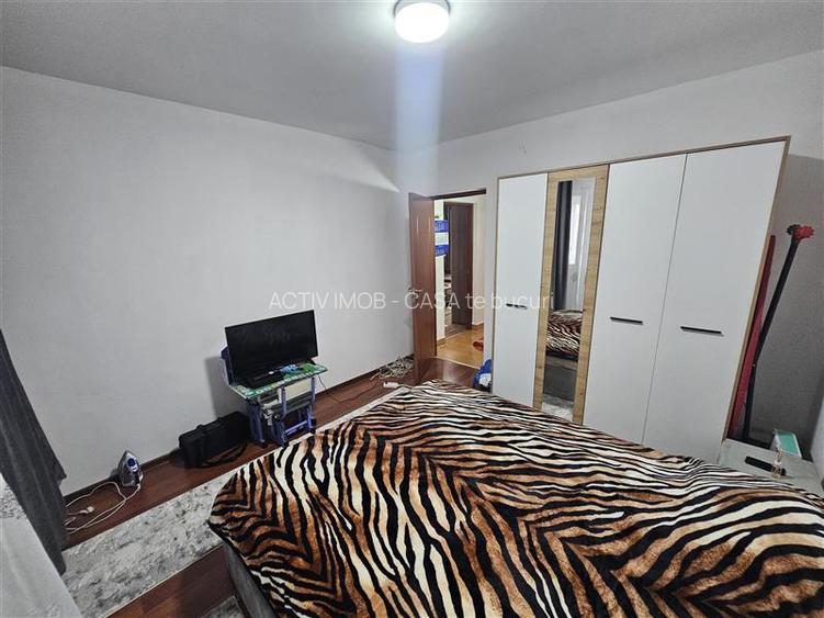 Resita, 3 Cam. Cf. 1, Mobilat+Utilat, Et. 1, Bulevard, Micro 3 - 17