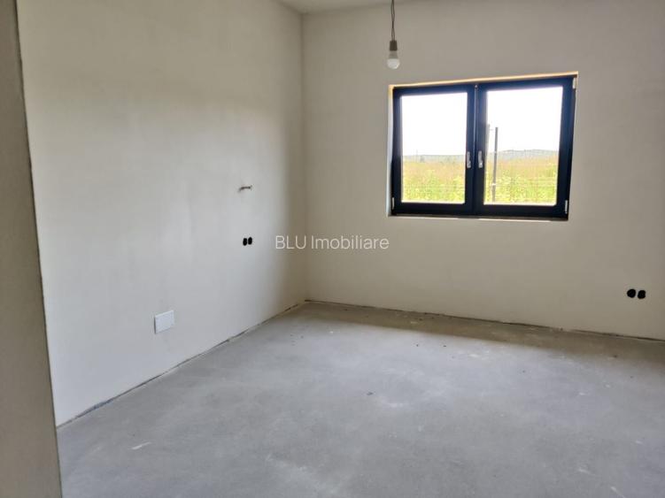 Casa individuala, 130 mp, Pompa caldura, panouri solare, COMISON 0 - 9