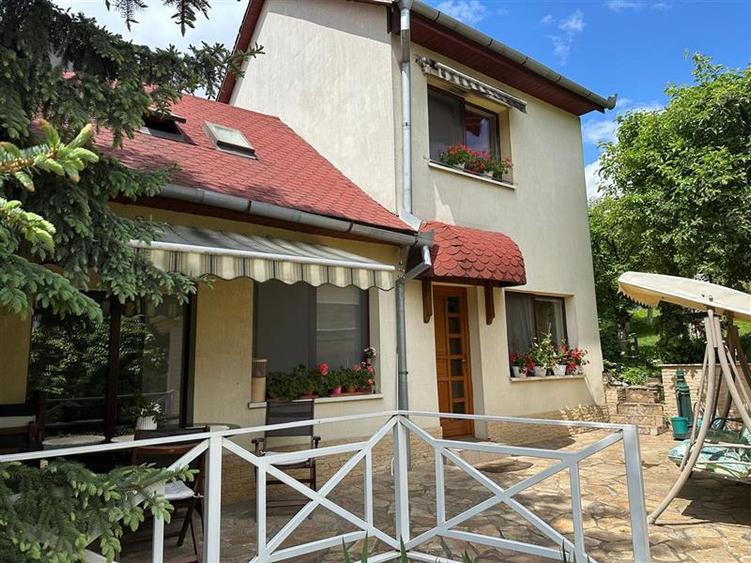 Casa zona Dambul Rotund
