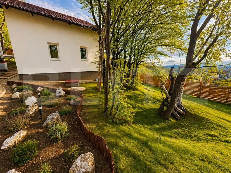 Casă individuală-panoramă superbă, teren 900 mp–liniște si aer curat in Salicea - 2