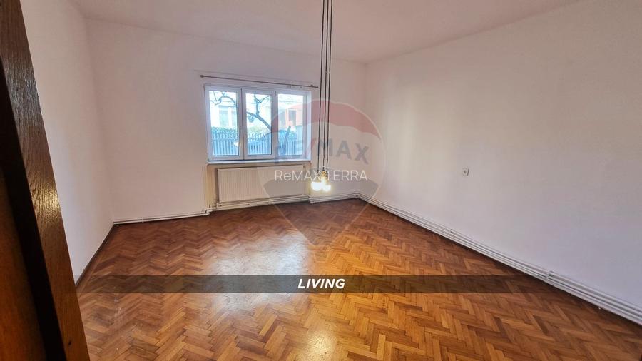 Casă / Vilă cu 5 camere de vânzare în zona Orasul Vechi - 13