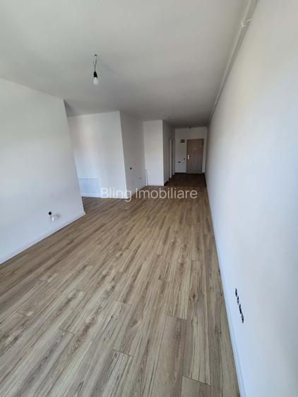 apartament cu 3 camere,2 balcoane,parcare,zona Vivo - 3